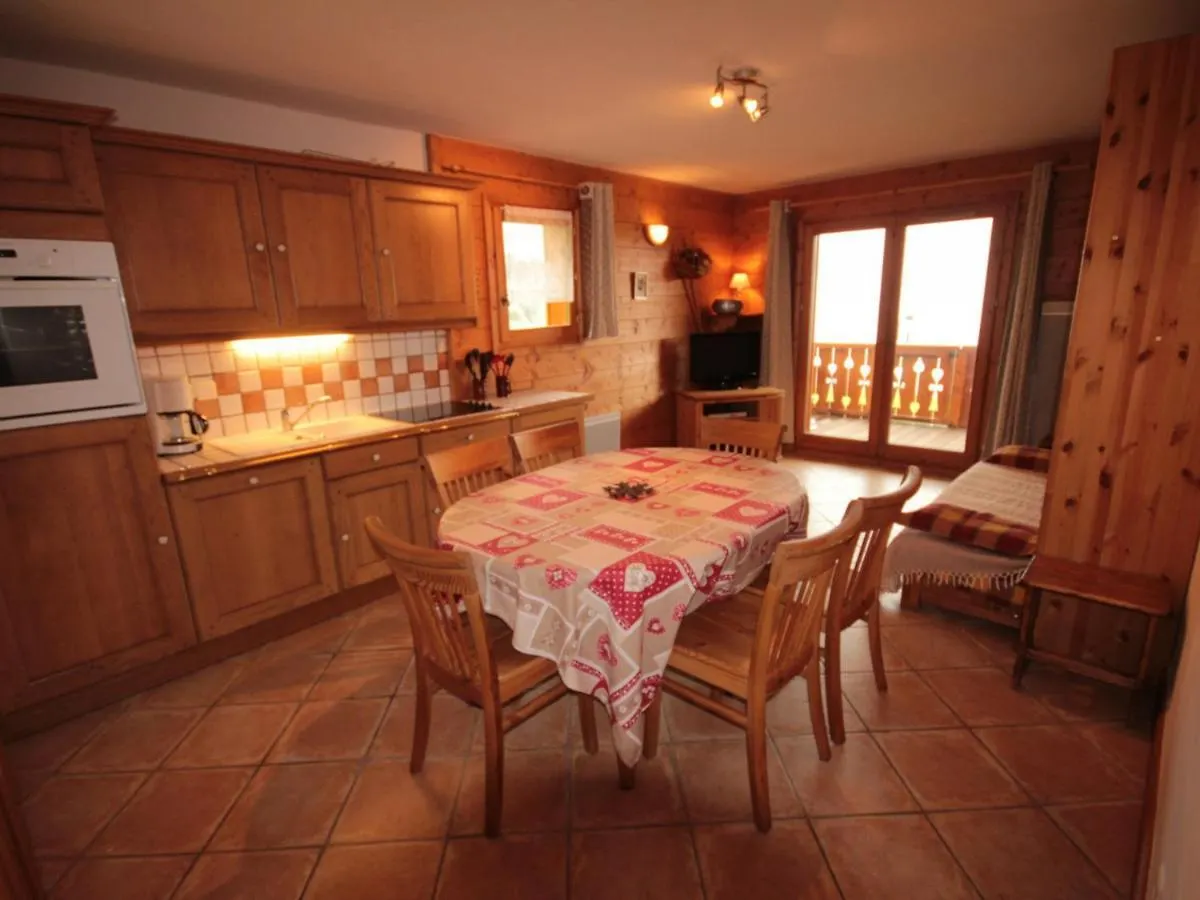 Magnifique T3 Avec Terrasse Et Garage A Villard-Sur-Doron - Fr-1-293-254 France