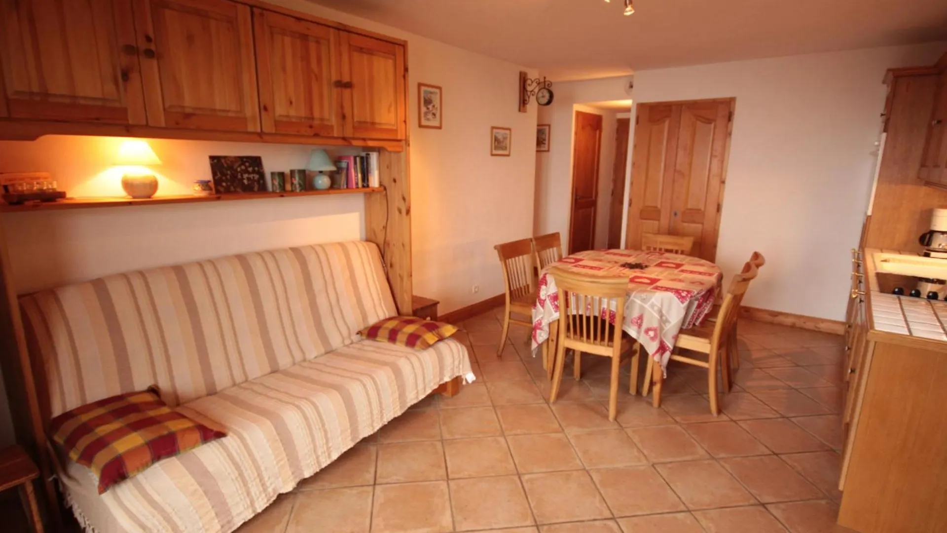 Magnifique T3 Avec Terrasse Et Garage A Villard-Sur-Doron - Fr-1-293-254 アパート