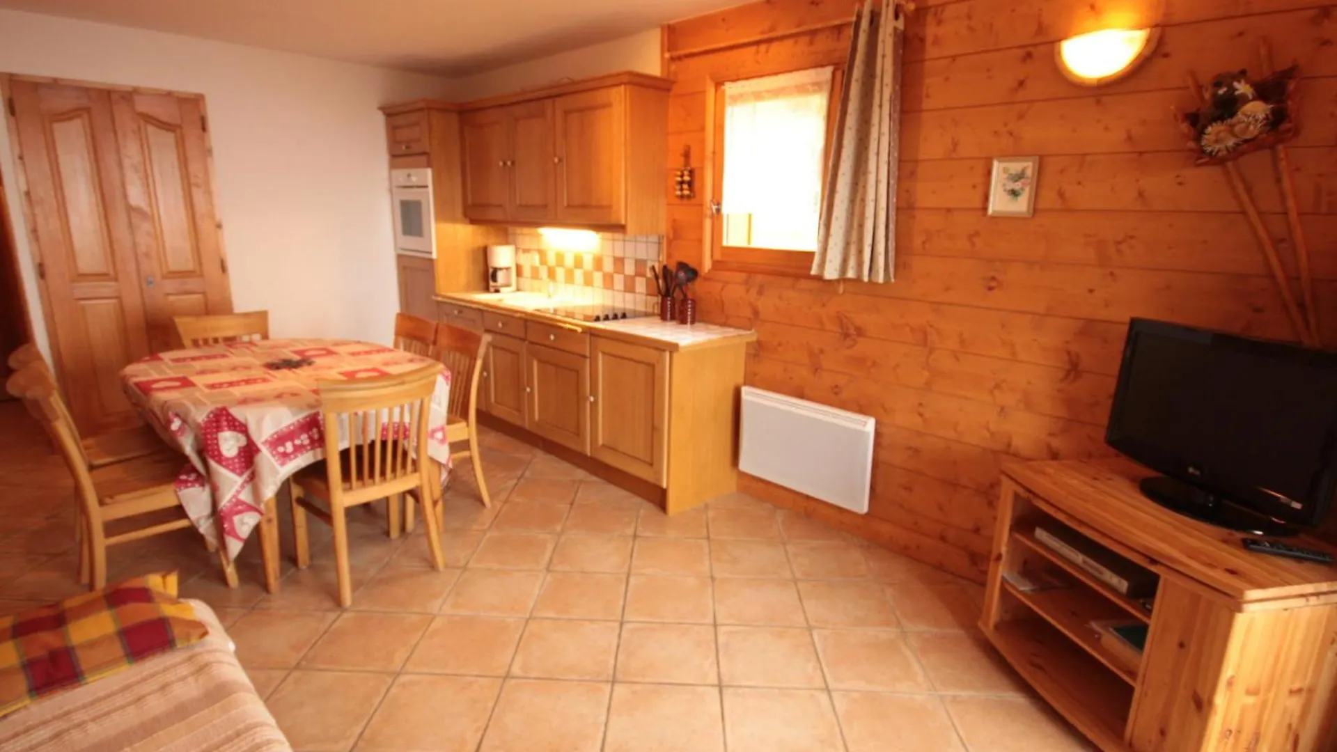 アパート Magnifique T3 Avec Terrasse Et Garage A Villard-Sur-Doron - Fr-1-293-254
